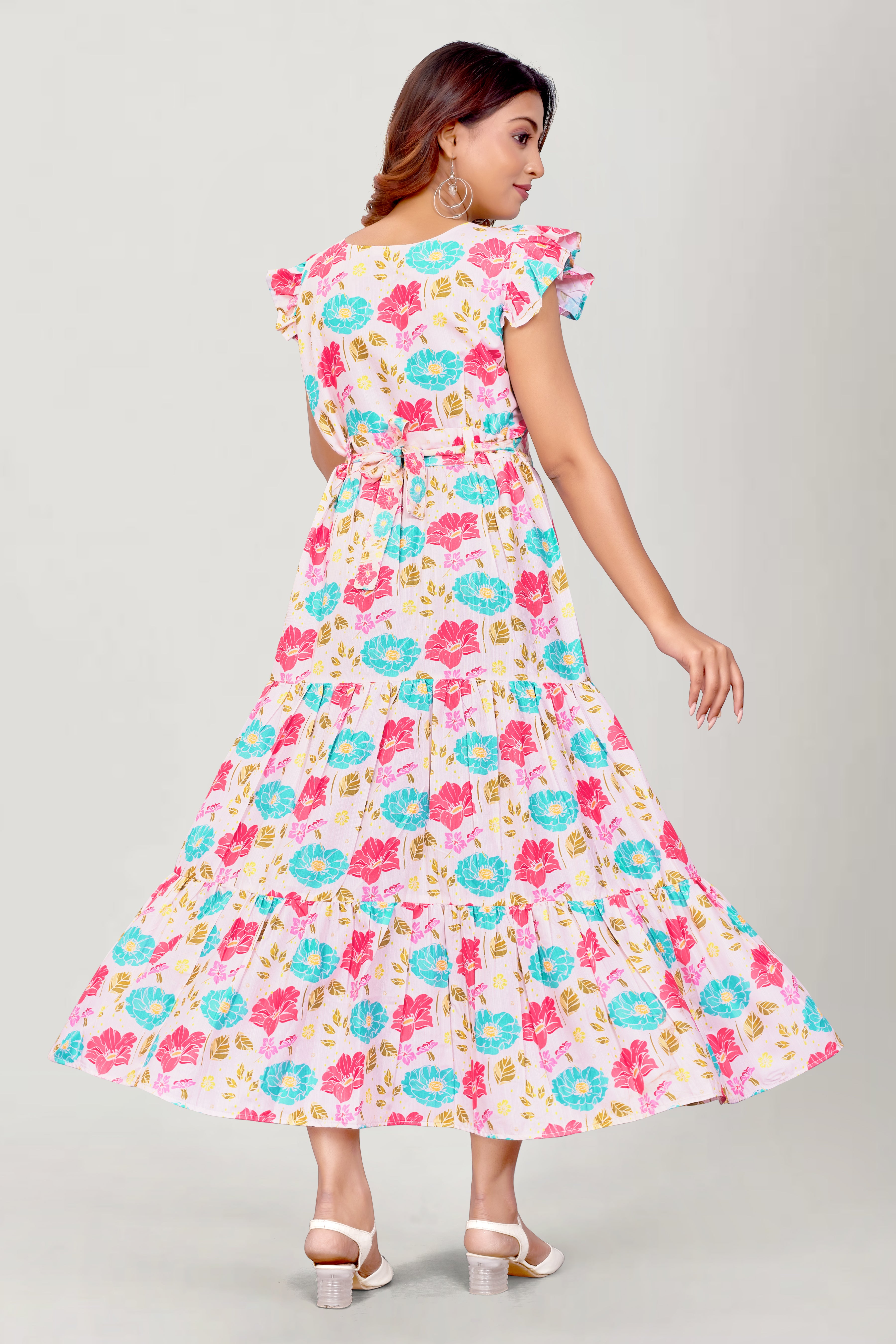 Women Reyon Slub Floral Printed Gown