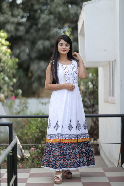 Women Cotton White Embroidered Mirror Work Gown